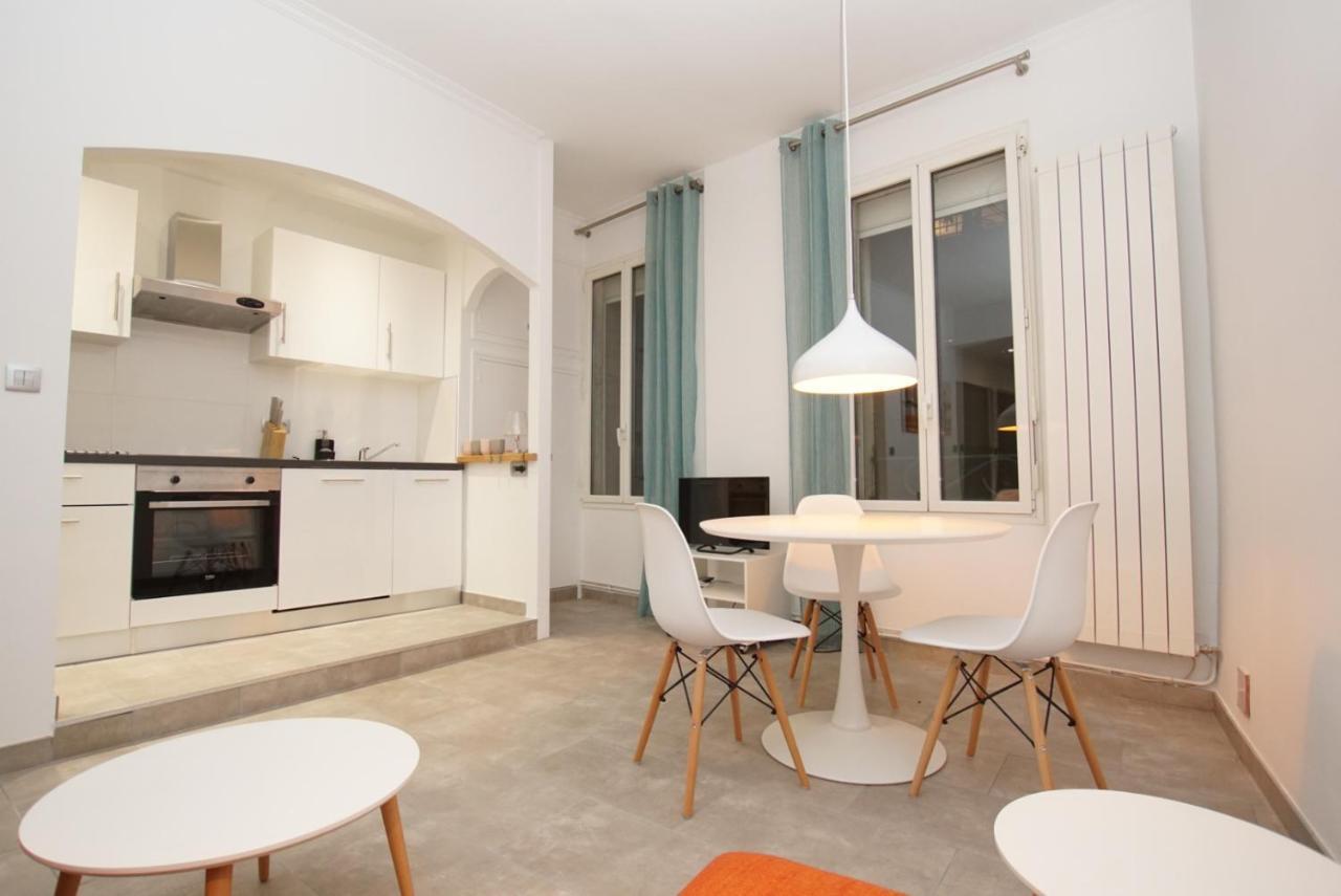 Suite Volupte Classee 3 Etoiles Avec Vue Sur Jardin, Climatisation Montpellier Exterior photo